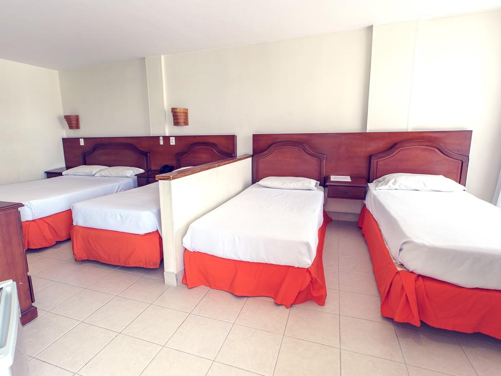 Hotel Palmetto חירארדוט מראה חיצוני תמונה
