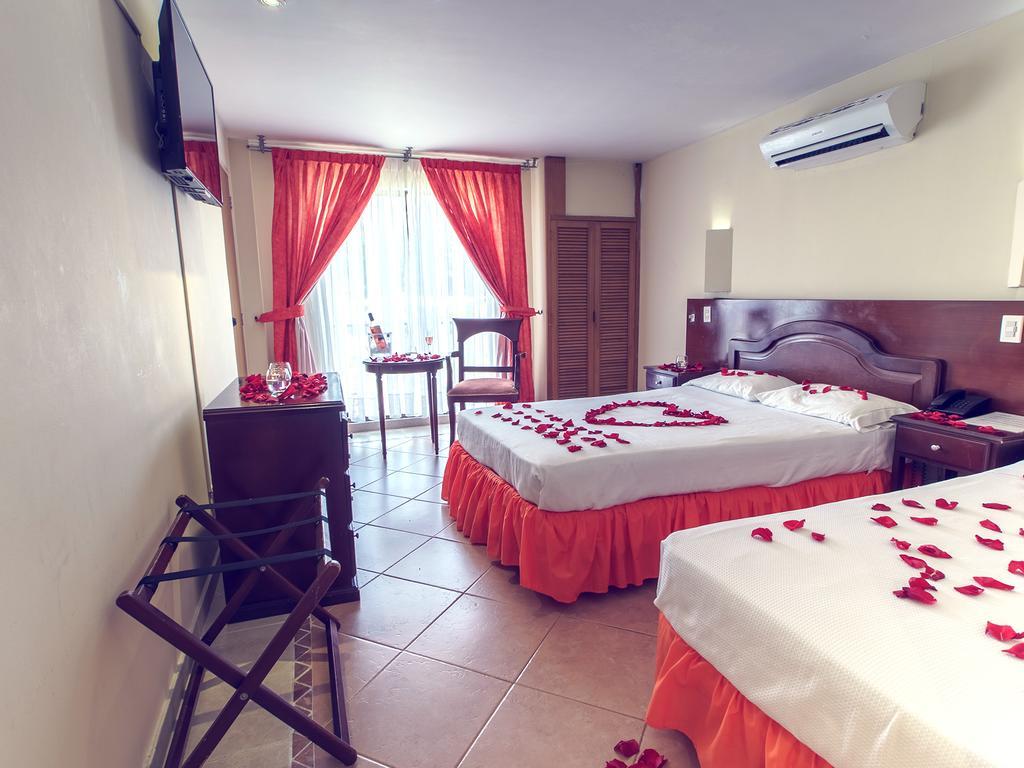 Hotel Palmetto חירארדוט מראה חיצוני תמונה