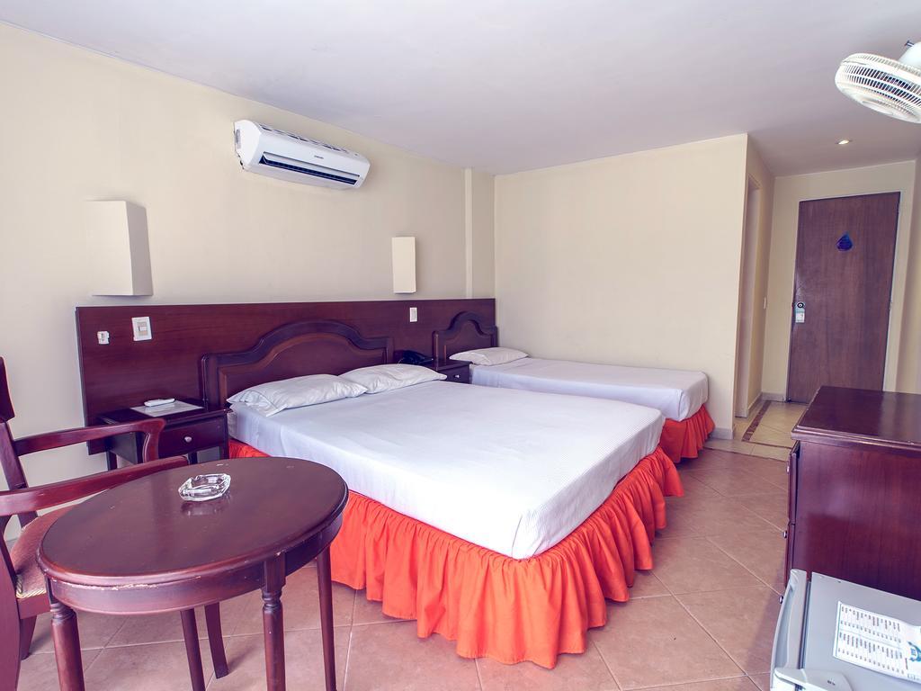 Hotel Palmetto חירארדוט מראה חיצוני תמונה